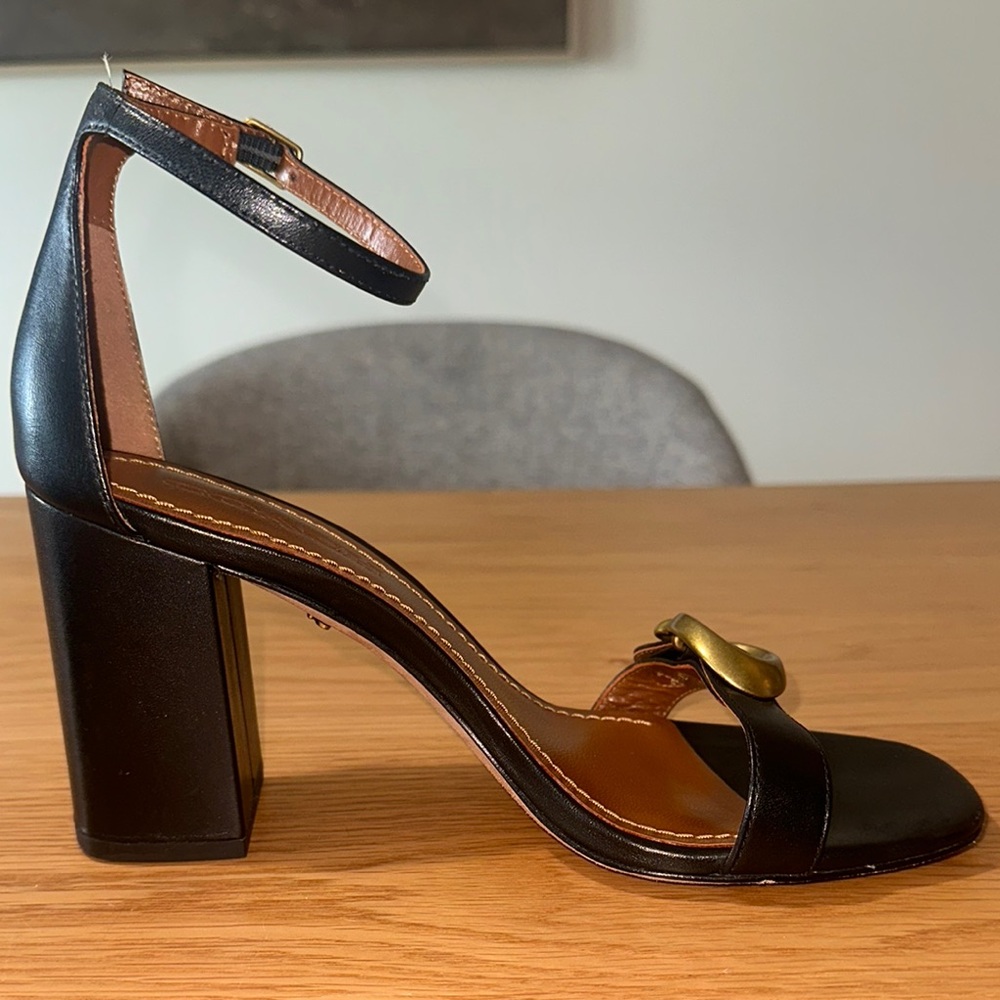 Coach Maya Sandal - Picture 9 of 12